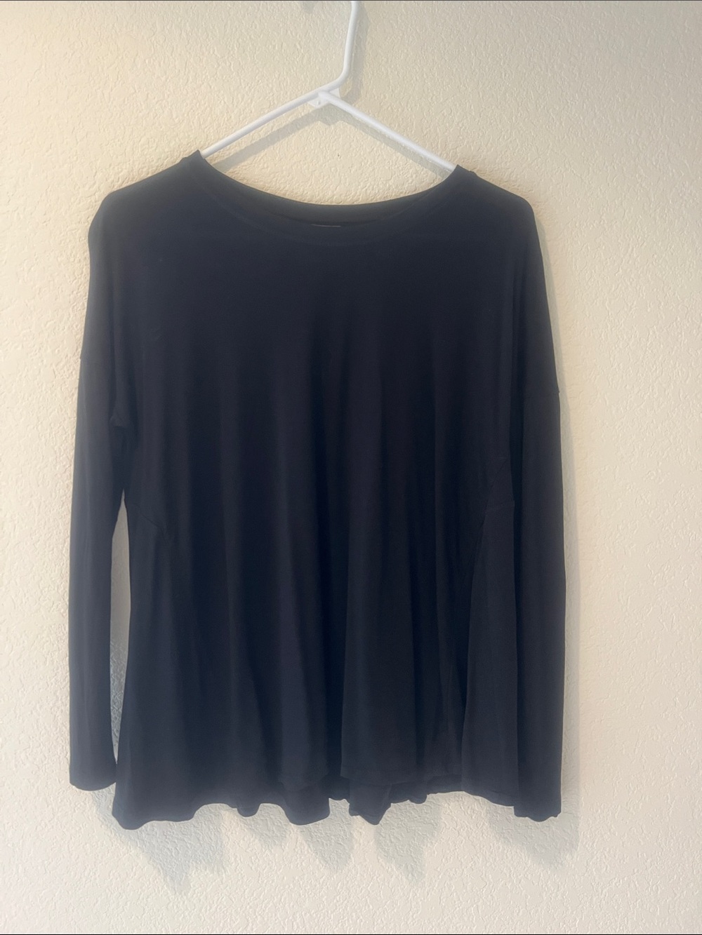 Sweaty Betty Women's Small Black Long-Sleeve Crewneck Top
